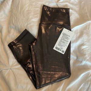 Lululemon Align HR crop 21” size 6